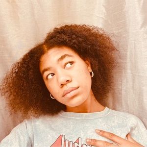 Meet your Posher, Celina